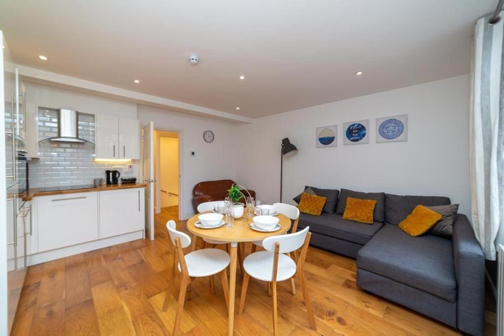 Beautiful 1Bd Apartment On The King'S Road Chelsea London Bagian luar foto
