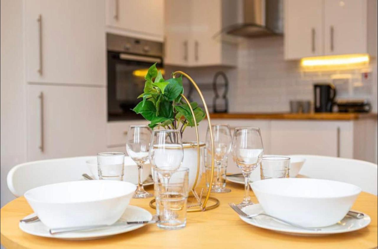 Beautiful 1Bd Apartment On The King'S Road Chelsea London Bagian luar foto