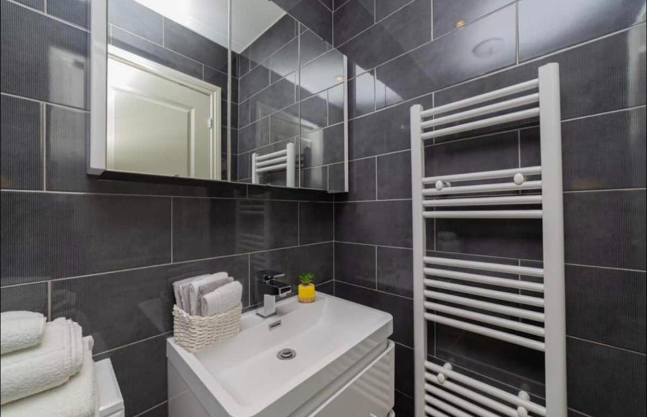 Beautiful 1Bd Apartment On The King'S Road Chelsea London Bagian luar foto